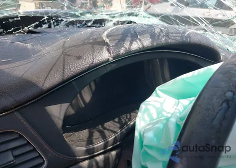 2009 Hyundai Genesis 3.8 z USA, uszkodzony, nr VIN KMHGC46EX9U048719